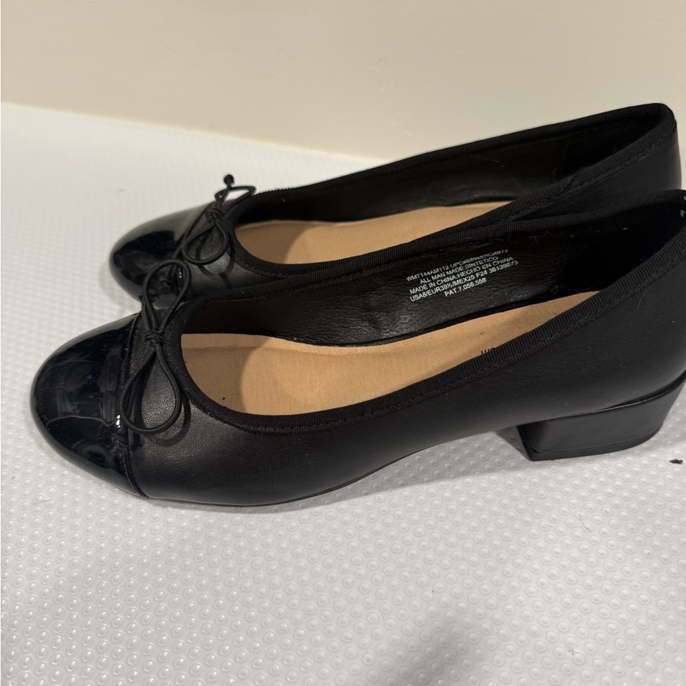 Elegant Black Women's Shoes